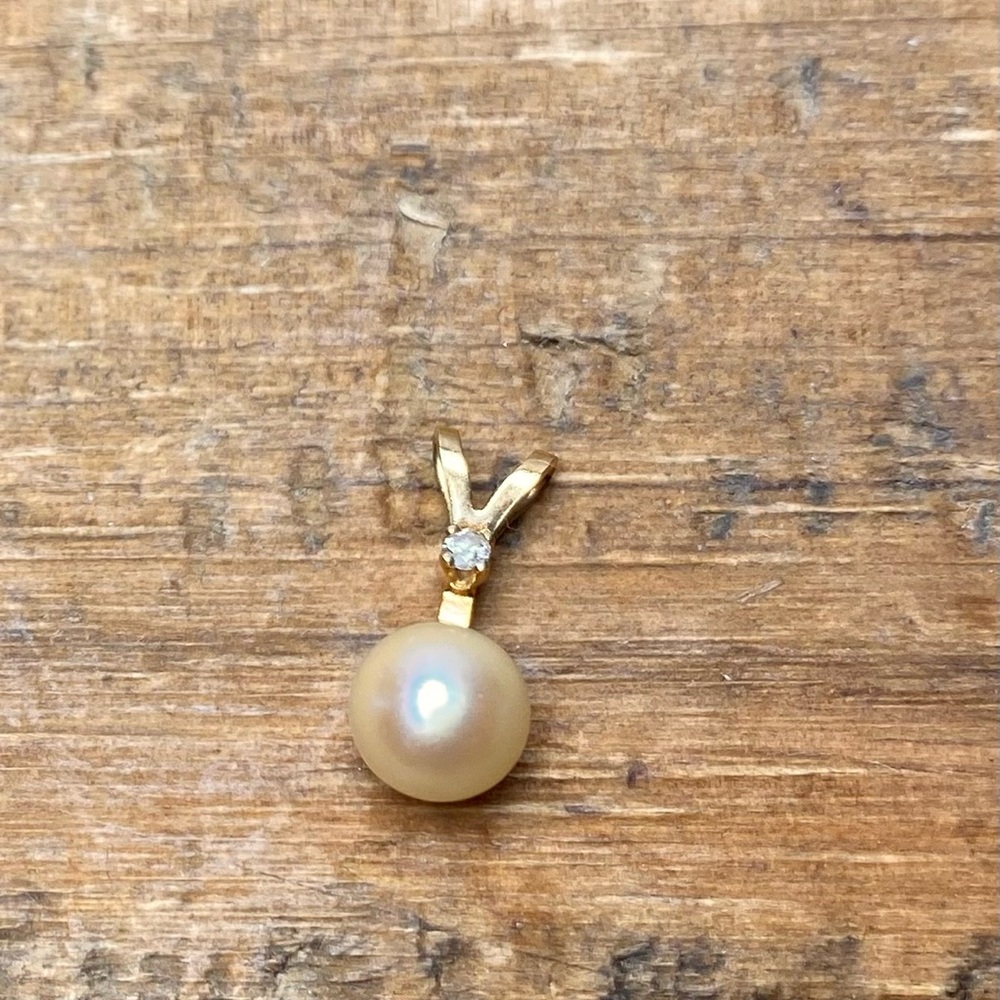 14k Cultured Pearl & Diamond Stud Pendant